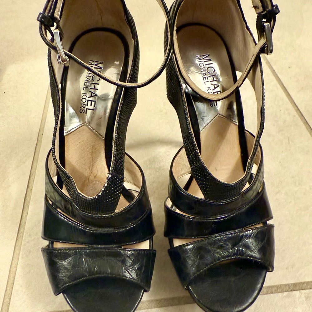 Michael Kors Black Patent Leather Heels with Strappy Design